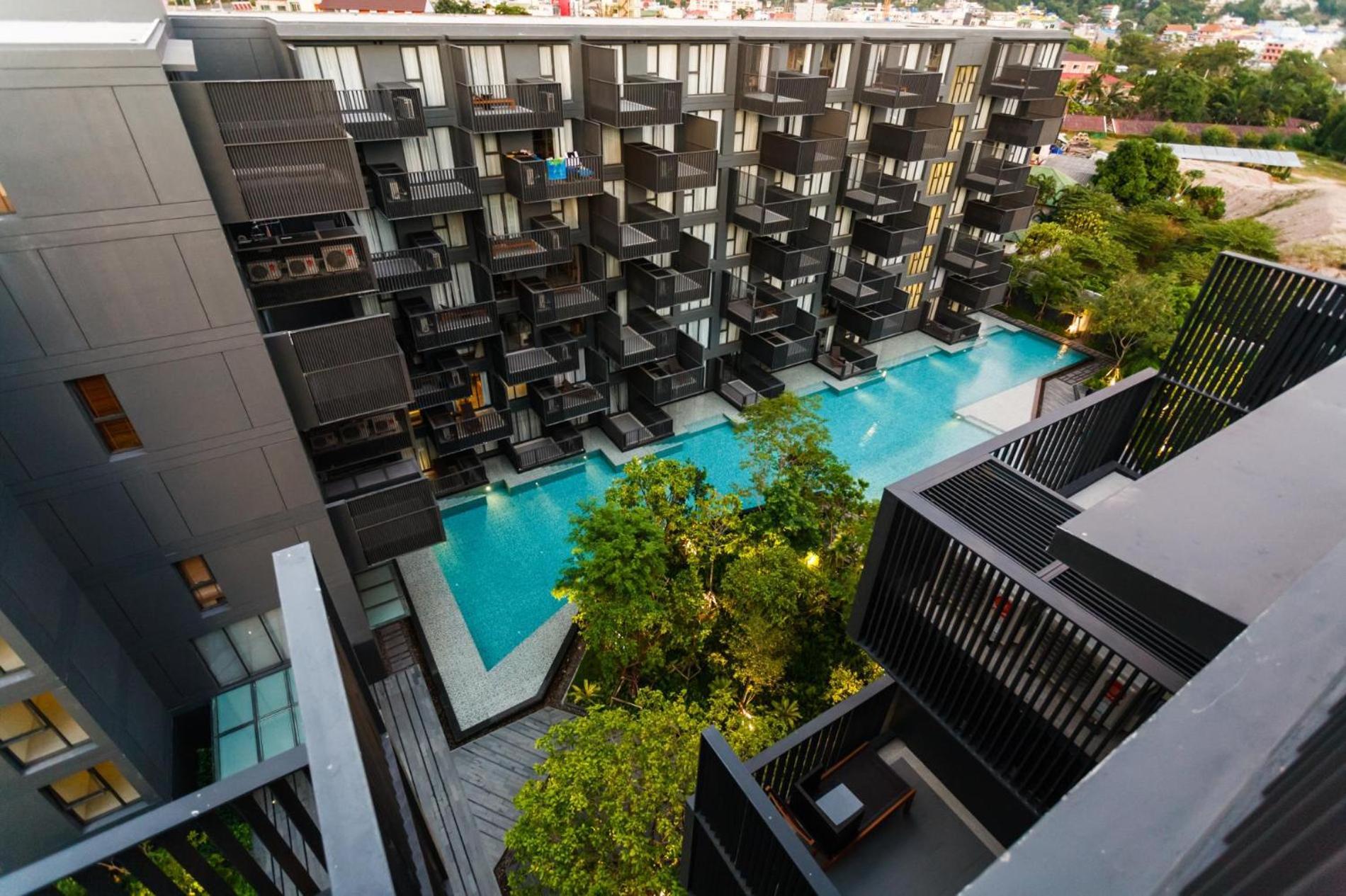 Deck Private By Lofty Apartment *
